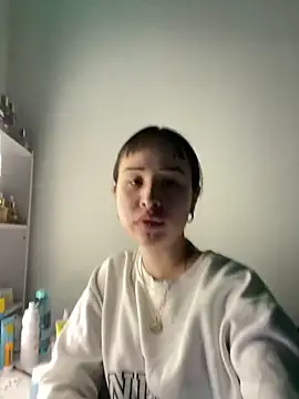 Chat XXX en directo de Just-Lilly