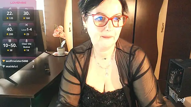 exiMIlf's Live XXX Chat