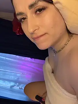 Chat XXX en directo de Alana_Loveee