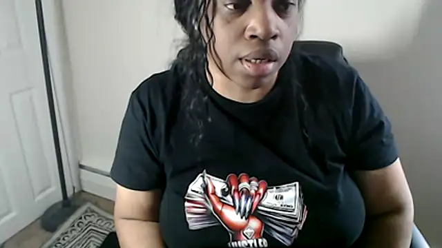 Онлайн чат XXX Sexymona1218