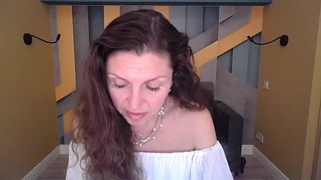 Chat XXX en directo de EllaLong