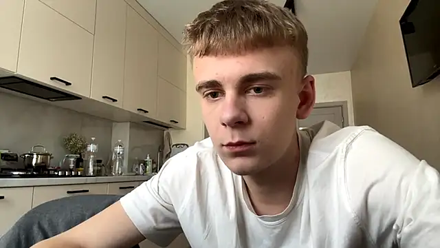 SoloFury: вебкам-шоу