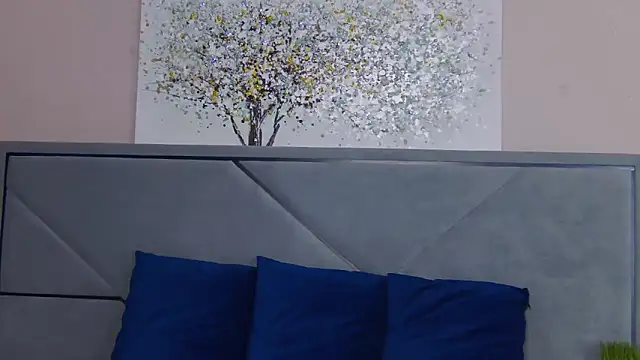 NicoleRosss 即時 XXX 聊天