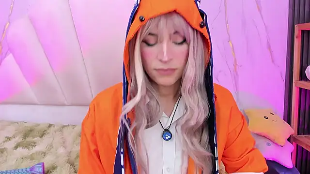 AliiceWonderland_ élő XXX-chatje