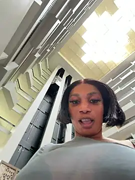 ___Nessa Adlı Modelin Canlı XXX Sohbeti