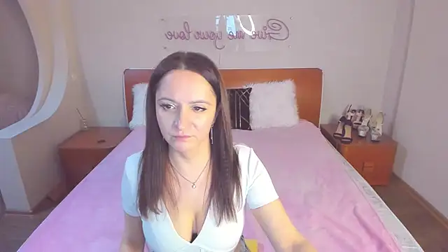 Chat +18 de AngellLika ao vivo