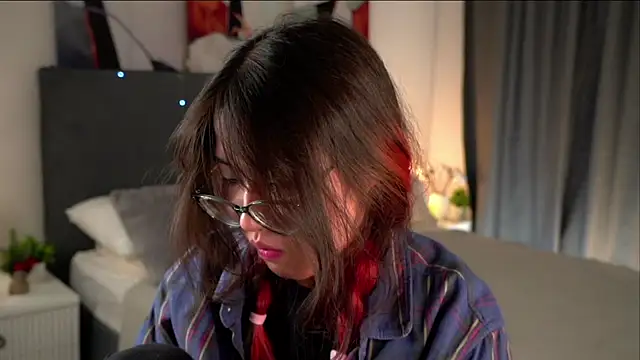 Sembang XXX Secara Langsung NelleMihalko