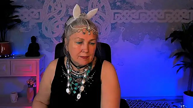 LilaMaharani Live XXX-Chat