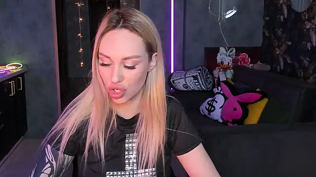 Blckmirrorr Live XXX-chat