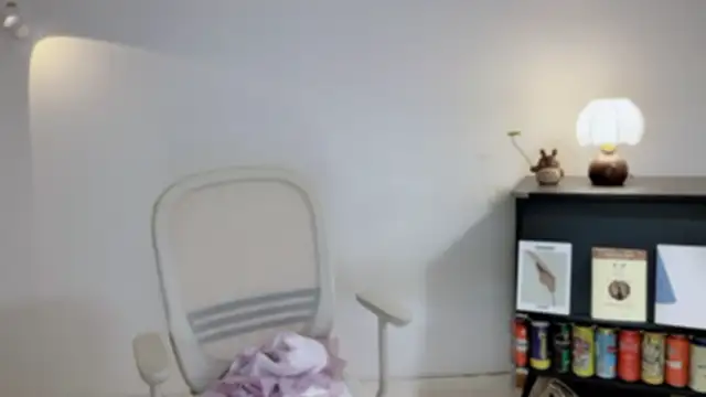 Onechestnut's Live XXX Chat