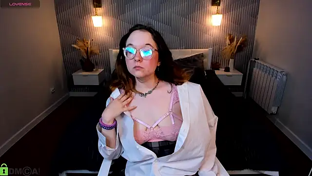 Aleks-caster Adlı Modelin Canlı XXX Sohbeti