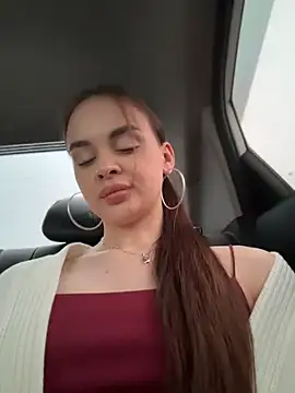 KristiRichn Live XXX chat