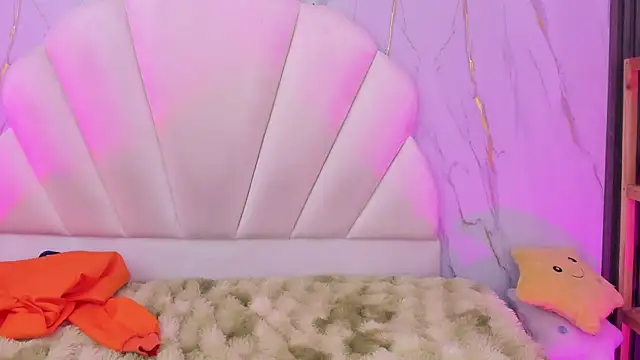 AliiceWonderland_'s Webcam Show