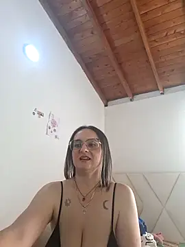 ginaboobs Live XXX-Chat