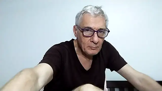 Chat XXX ao vivo de BIGUNCUTHARDCOCK