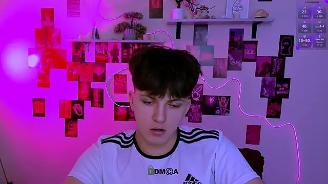 XXX chat uživo modela travis_wolf_