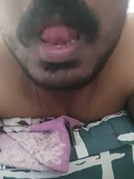 MidnightFlirtX Webcamshow