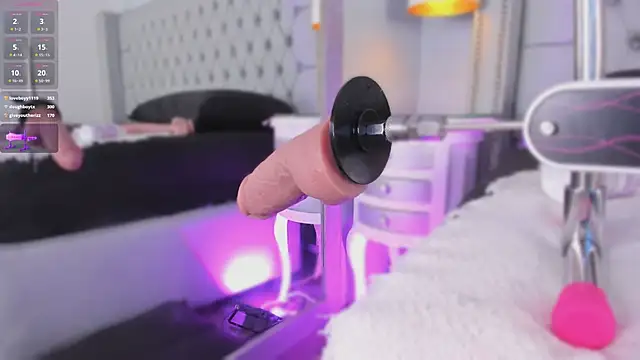 Lily_StClair – Naživo XXX chat