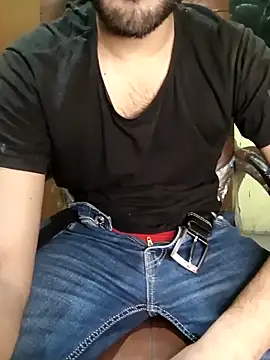 MASTTERRR élő XXX-chatje