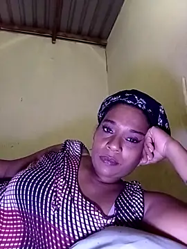 MiZzCreatorのライブXXXチャット