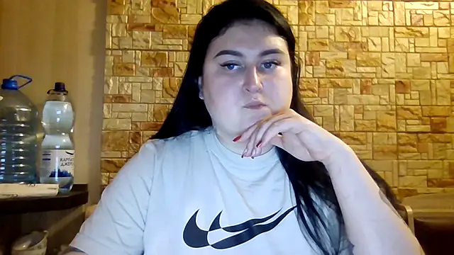 CassieLazy Chat XXX in diretta