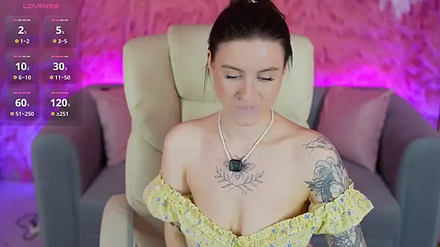 AlexaFleur 网络视讯表演