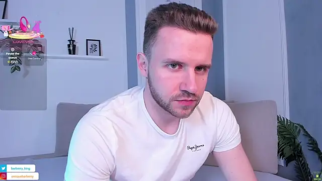 Show modela EnriqueBarberry na web-kameri