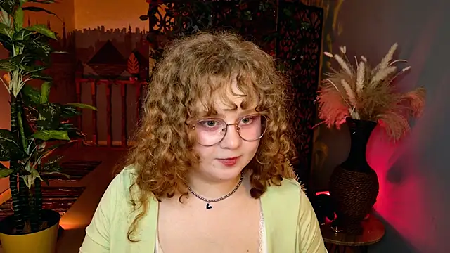 SaraSweetness' Live XXX Chat