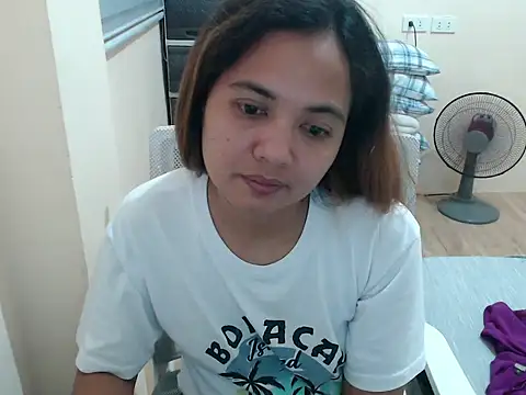 Chat XXX en directo de xTheLastVIRGINx