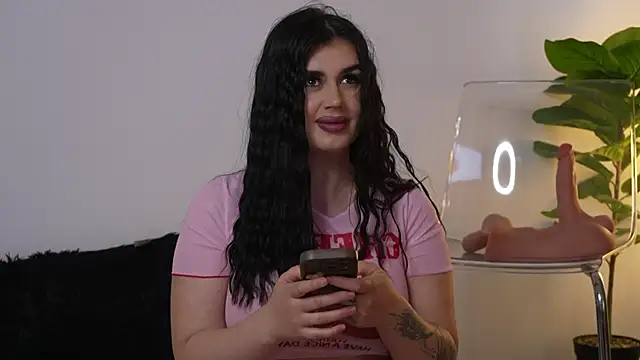 ItsKendra Webcam-Show