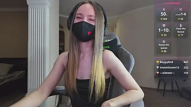 CreamAssk: онлайн-секс-чат