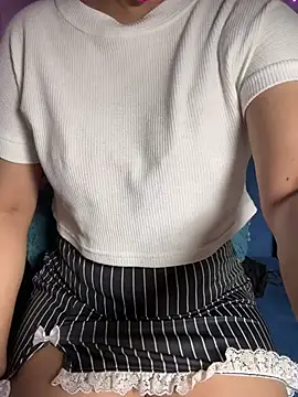 Squirt_Queen_X Live XXX-chat