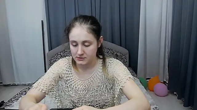 Holliy_Cooper Live XXX-chat