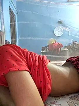 124pakhi – webcam-show