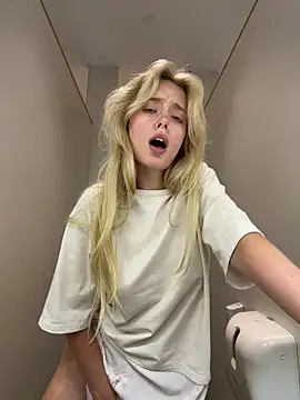 SunnyShiney's Webcam Show