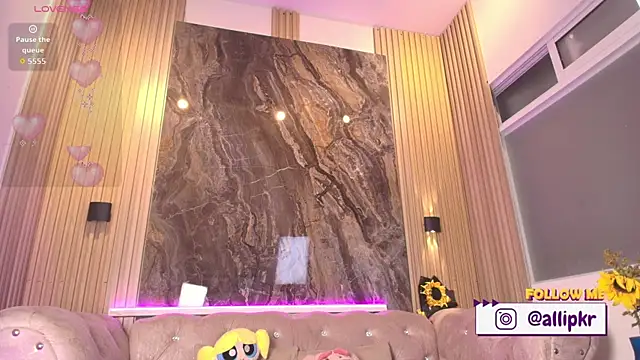 Chat +18 de Allison_Parker1_ ao vivo