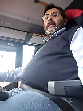 Necroforo Adlı Modelin Web Kamerası Şovu