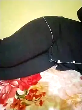 FarawllaのライブXXXチャット