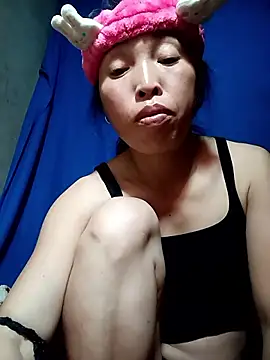 NIANIAKUTE's Live XXX Chat