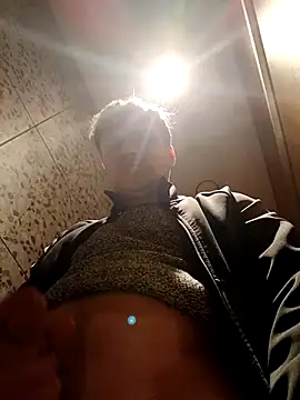 Levarboy Chat XXX live