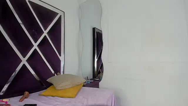 angelkyraasm's Live XXX Chat