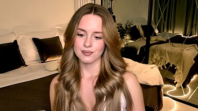 Онлайн чат XXX RozzitaBedberry