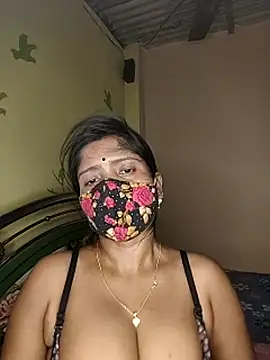 Love143A Show in webcam