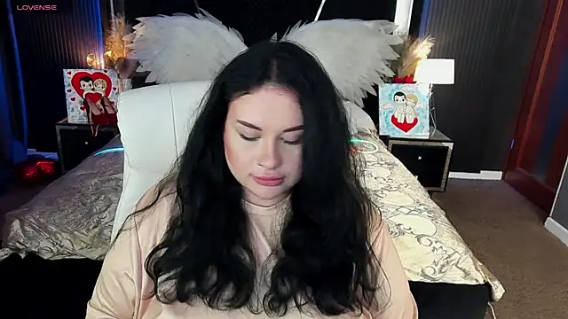 Онлайн чат XXX SerahMirabeli