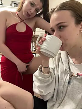 Chat +18 de yourfavcouple_ ao vivo