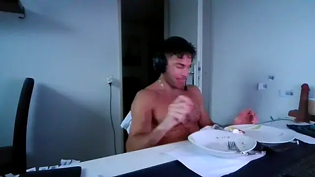 alpha-hunk's Webcam Show