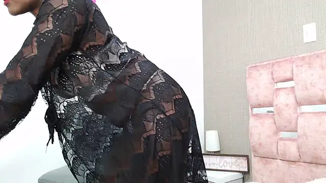 NahomyHawk Chat XXX live