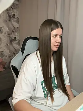 Lis_Kollen live XXX chat