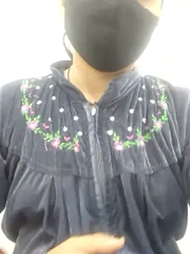 Saishaa: вебкам-шоу