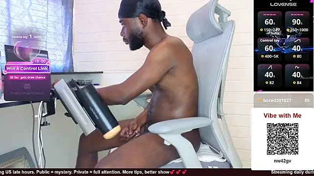 Chatroom XXX en direct de KayBhanger